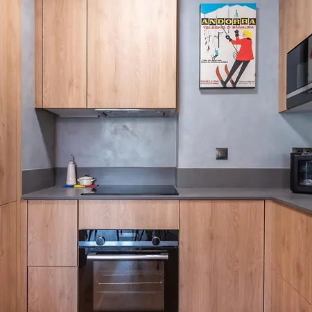 Isard & By Select Apartment *